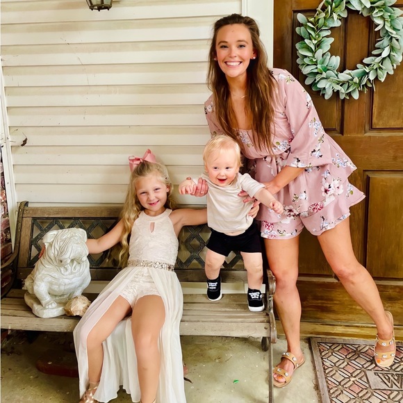 Meet your Posher, Brittney - Picture 5 of 7